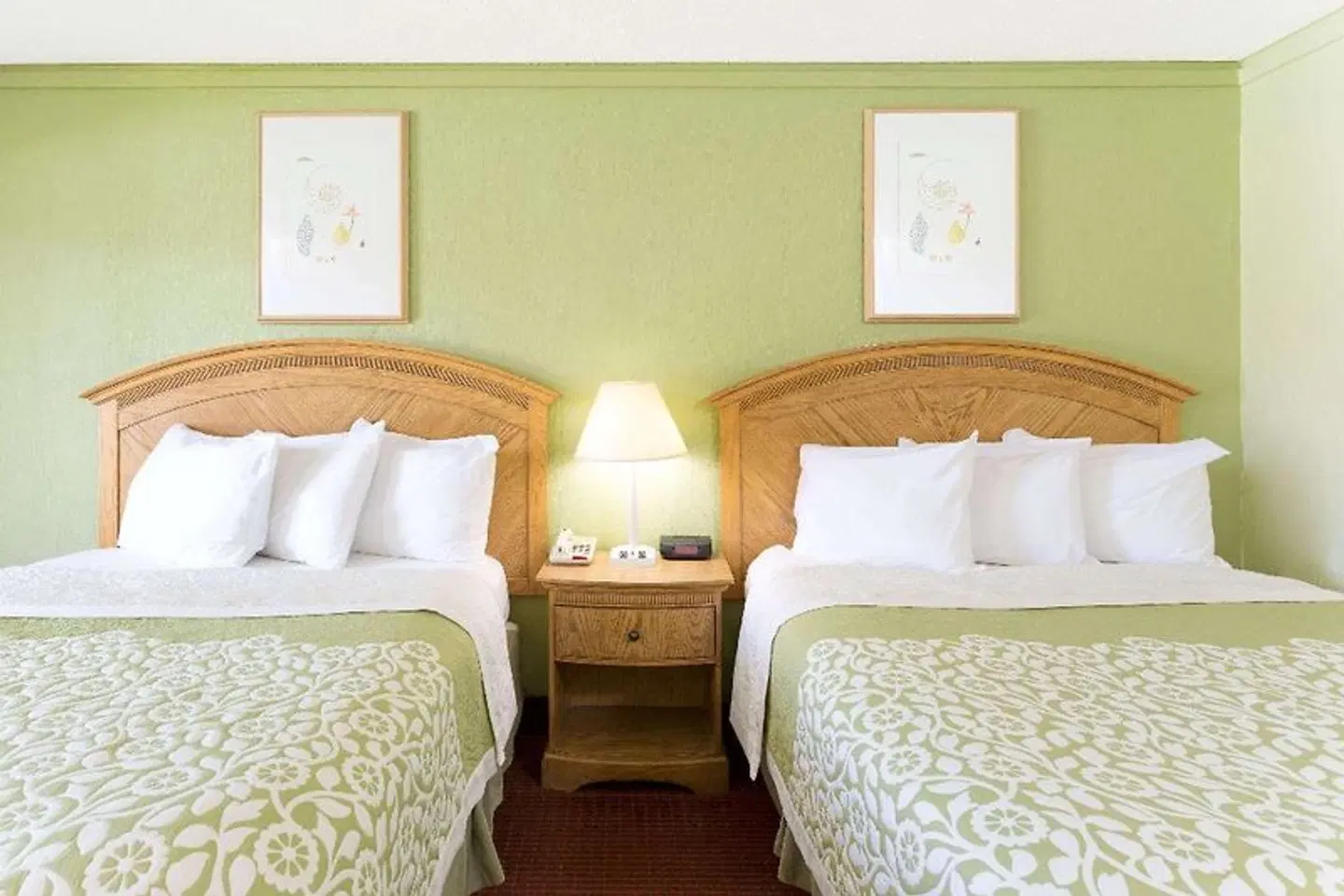 Days Inn by Wyndham Washington ROOM_EXAMPLE