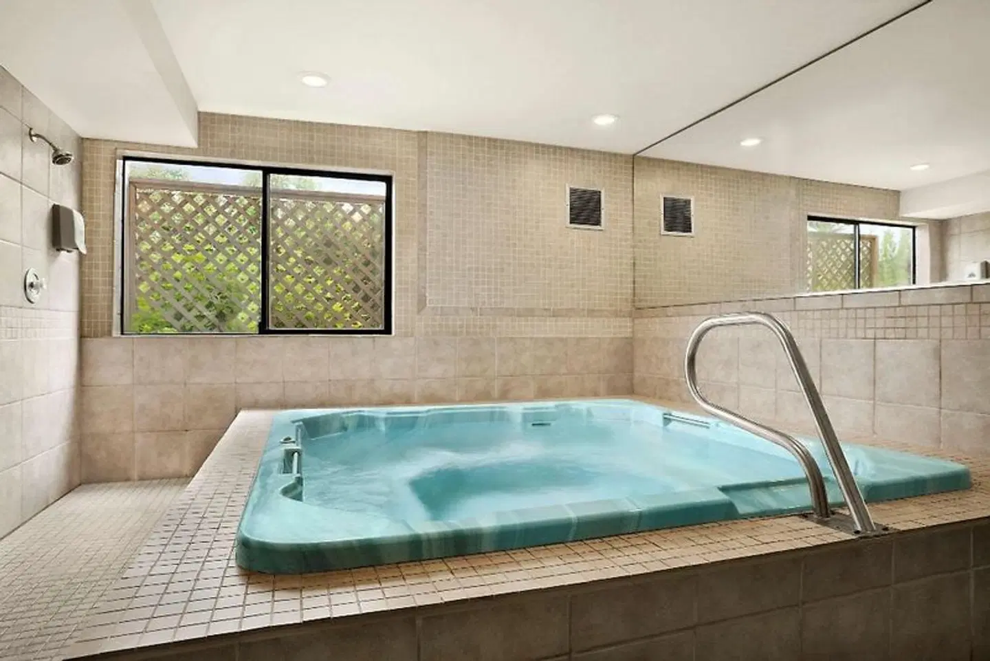 Days Inn Kent HEALTH_BEAUTY