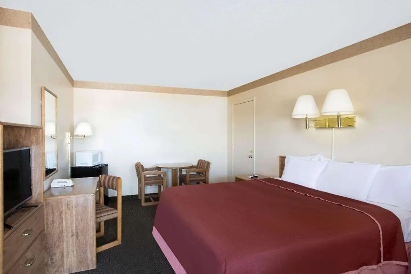 Howard Johnson Inn - Brigham City ROOM_EXAMPLE