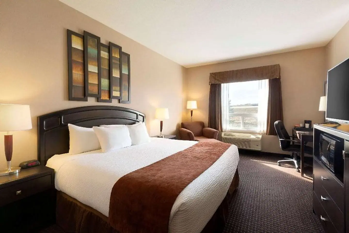 Days Inn by Wyndham Innisfail ROOM_EXAMPLE