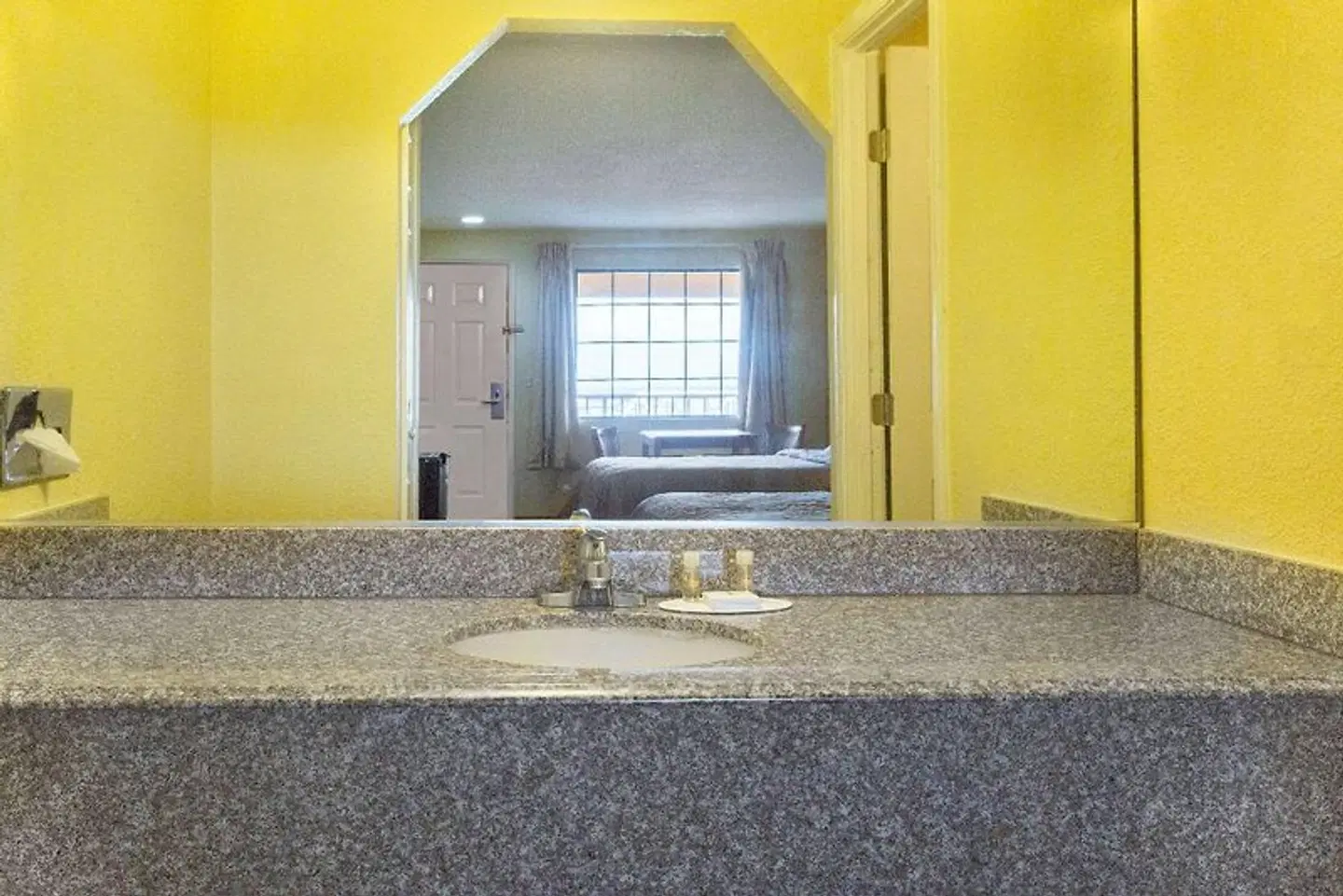 Days Inn & Suites by Wyndham Vicksburg LOUNGE_LOBBY