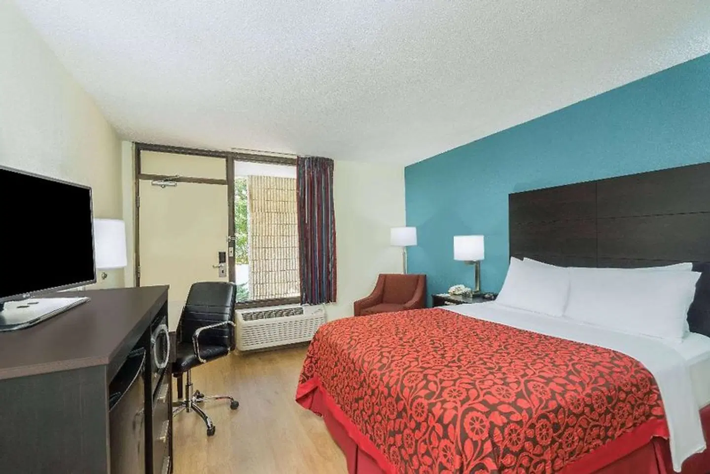 Days Inn by Wyndham Raleigh Midtown ROOM_EXAMPLE