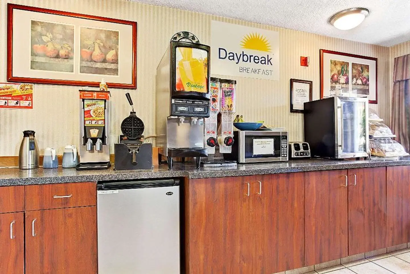 Days Inn by Wyndham Federal Way LOUNGE_LOBBY