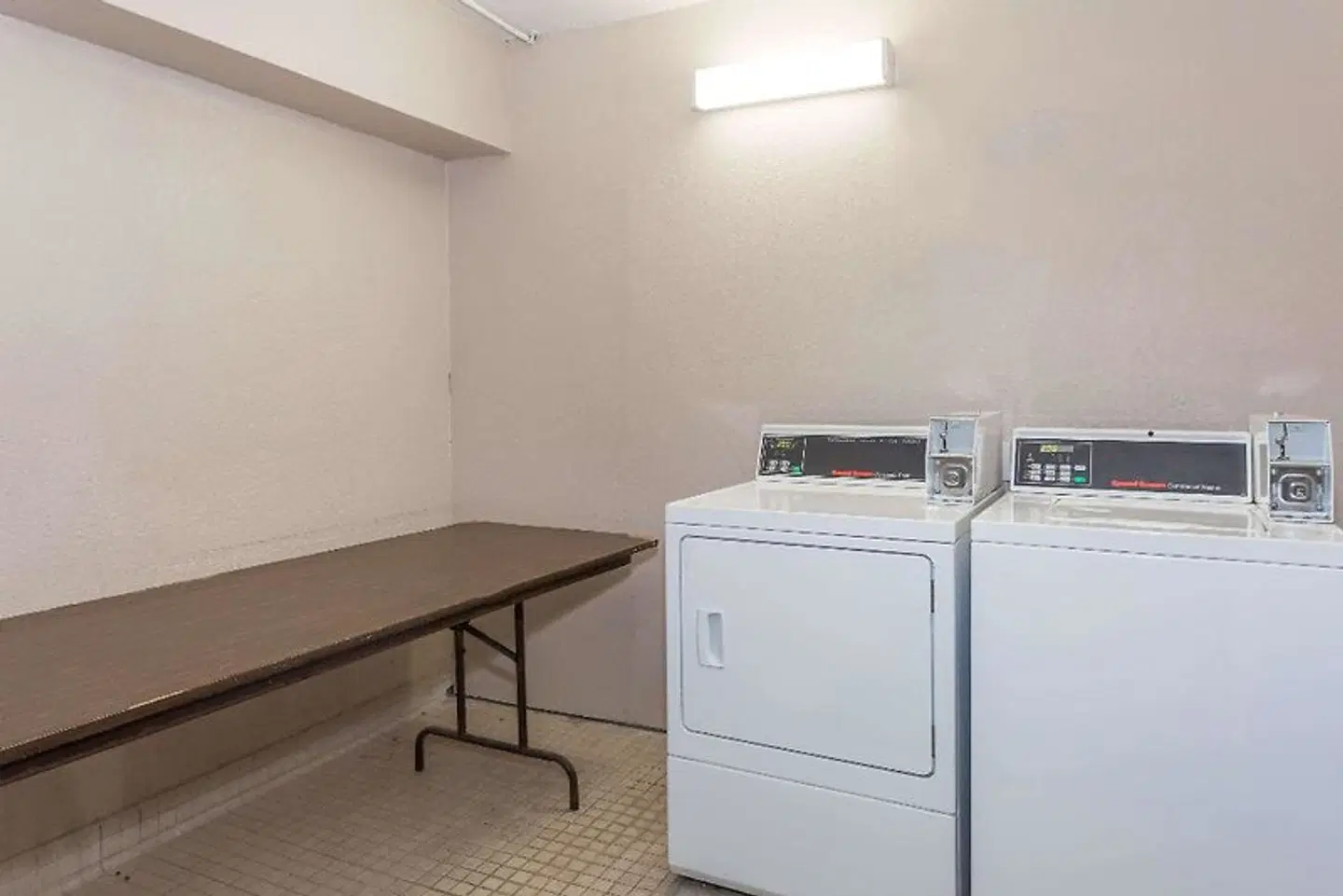 Baymont by Wyndham Tallahassee Central ROOM_EXAMPLE