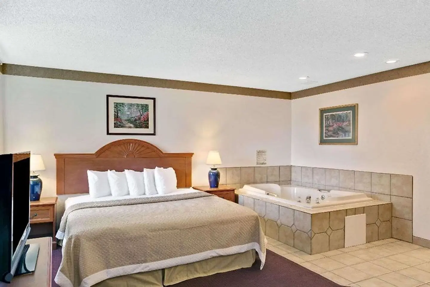 Days Inn by Wyndham Clearfield ROOM_EXAMPLE