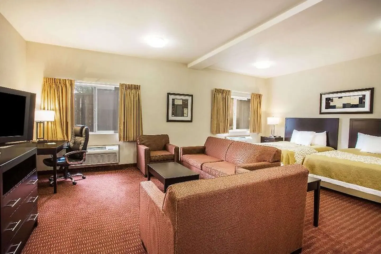 Days Inn by Wyndham Seattle Aurora ROOM_EXAMPLE