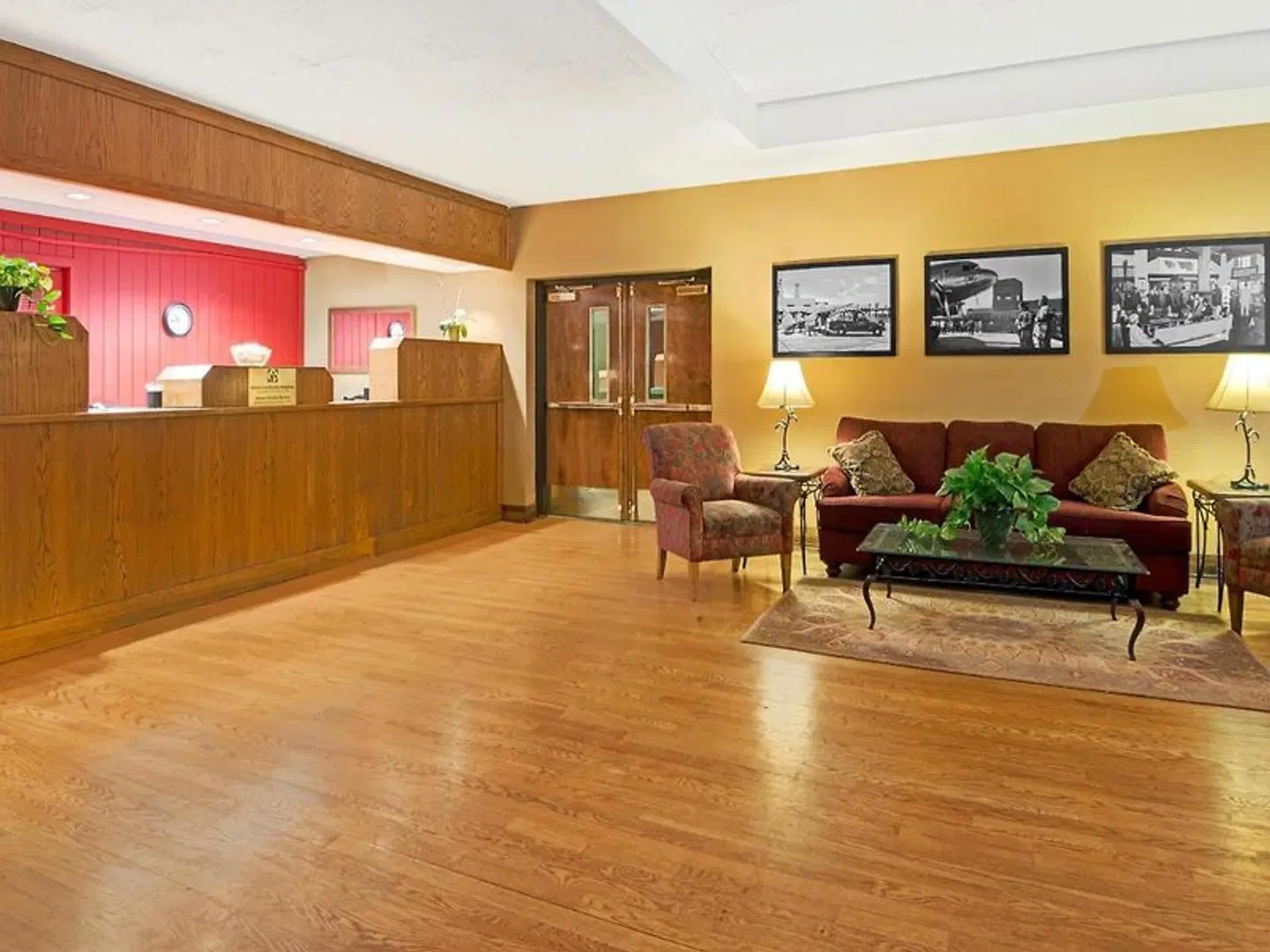 Ramada by Wyndham Albuquerque Airport LOUNGE_LOBBY