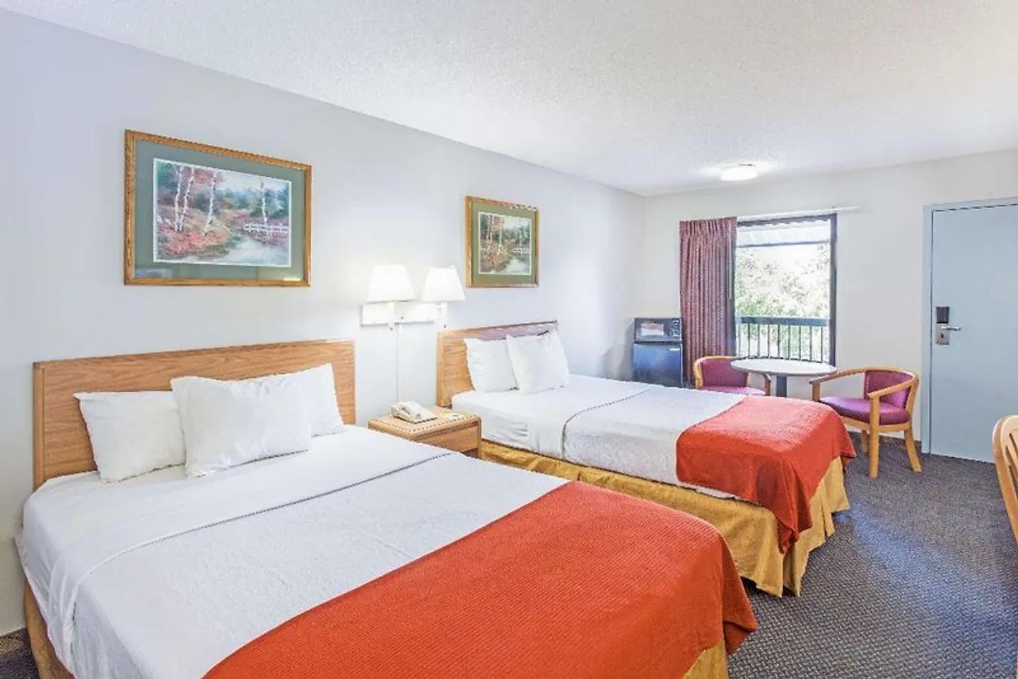 Days Inn by Wyndham Valdosta at Rainwater Conference Center ROOM_EXAMPLE