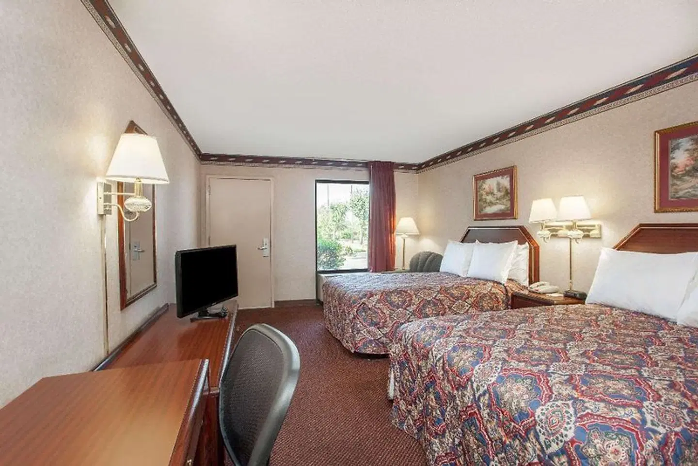 Days Inn by Wyndham Saint Pauls ROOM_EXAMPLE