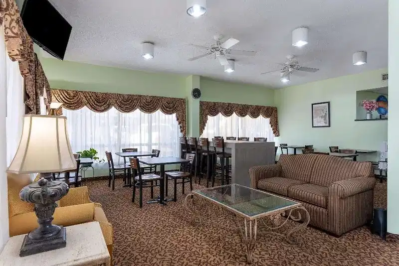 Baymont by Wyndham Tallahassee – Hotelfoto