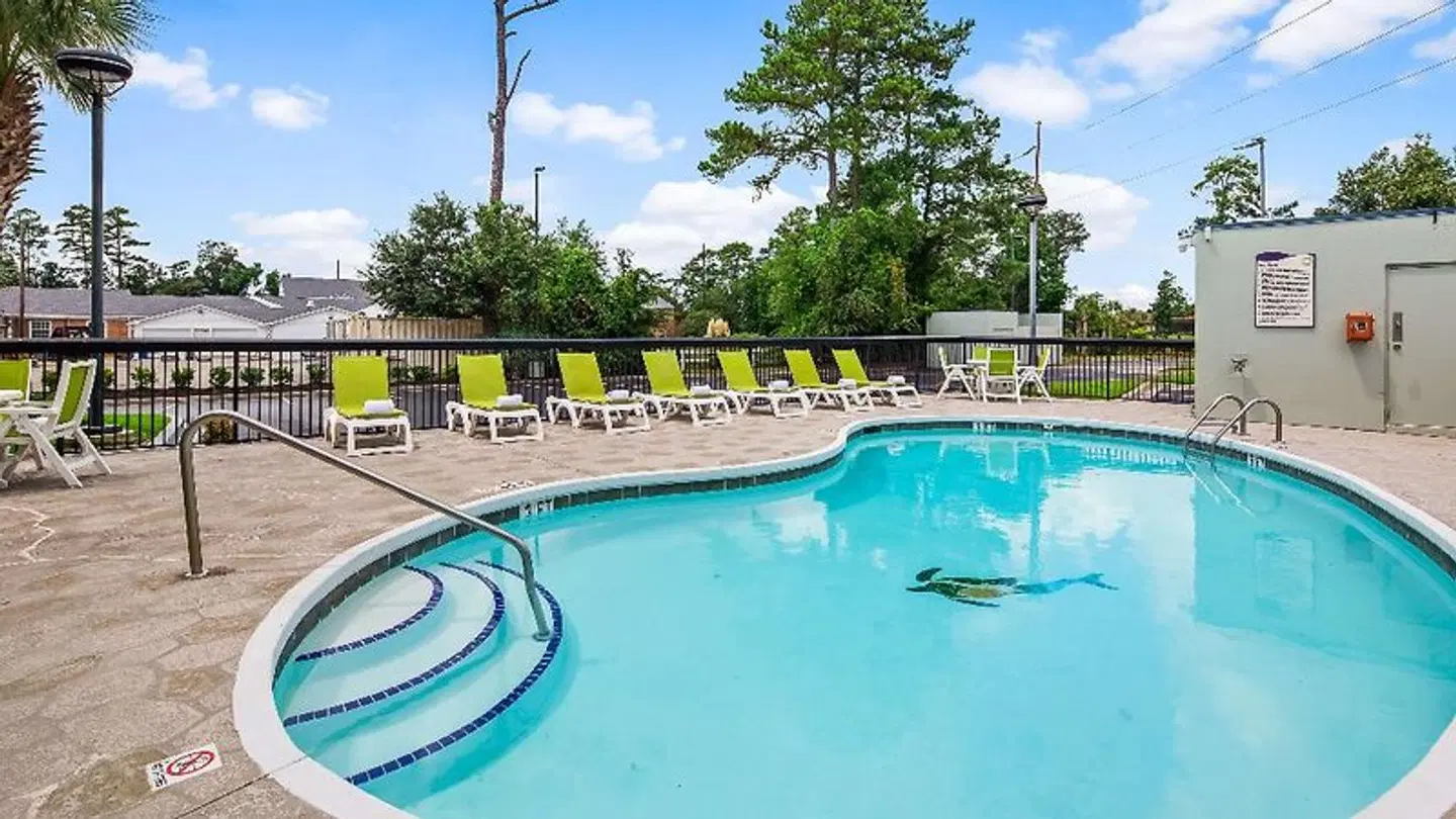 Best Western Plus Myrtle Beach Hotel OUTDOOR_POOL