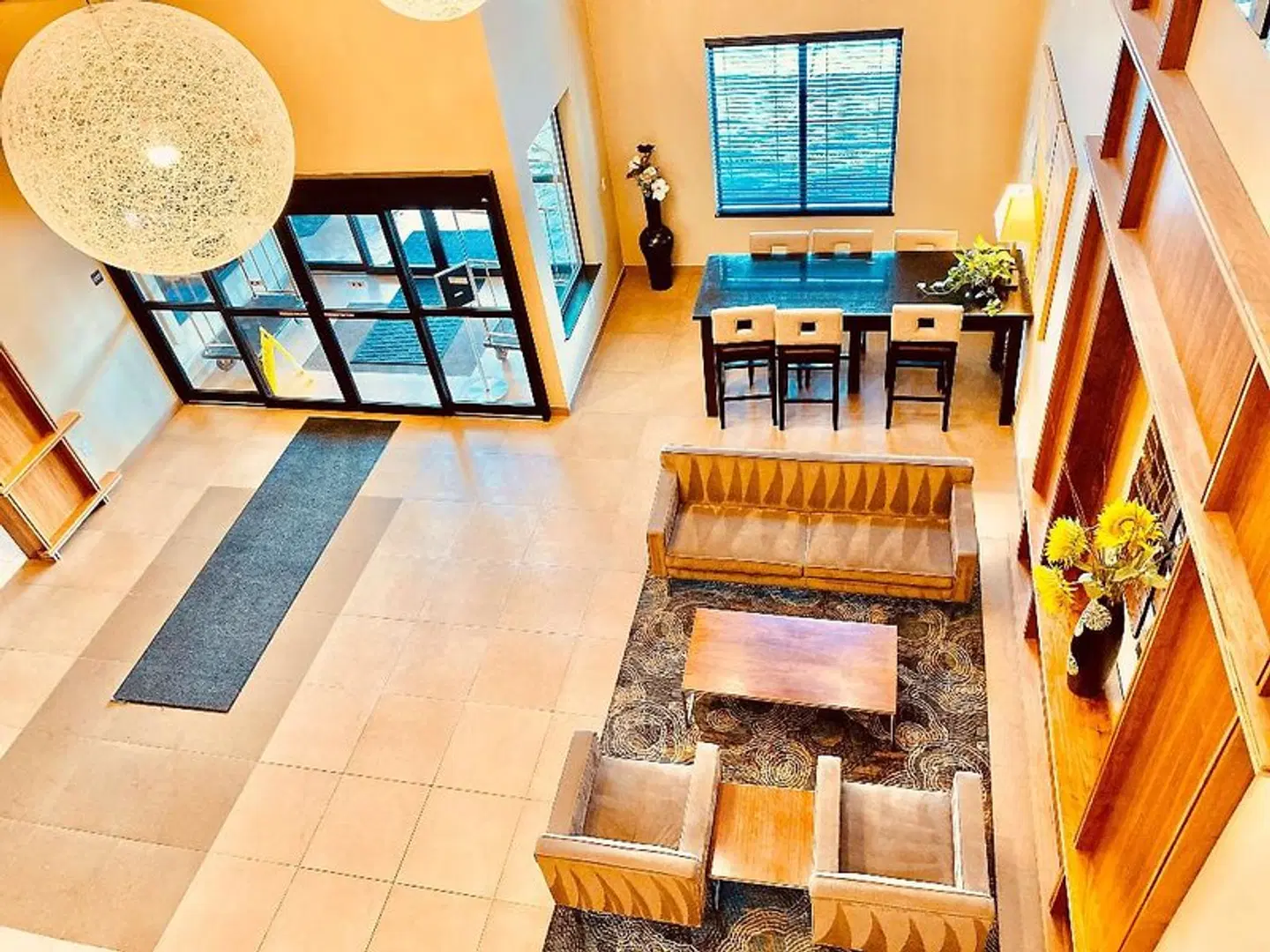 Best Western PLUS Lacey Inn & Suites LOUNGE_LOBBY