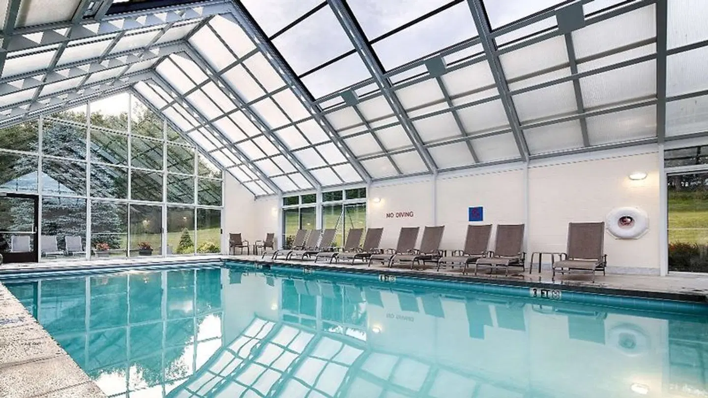 Best Western Plus Waterbury - Stowe Hallenbad