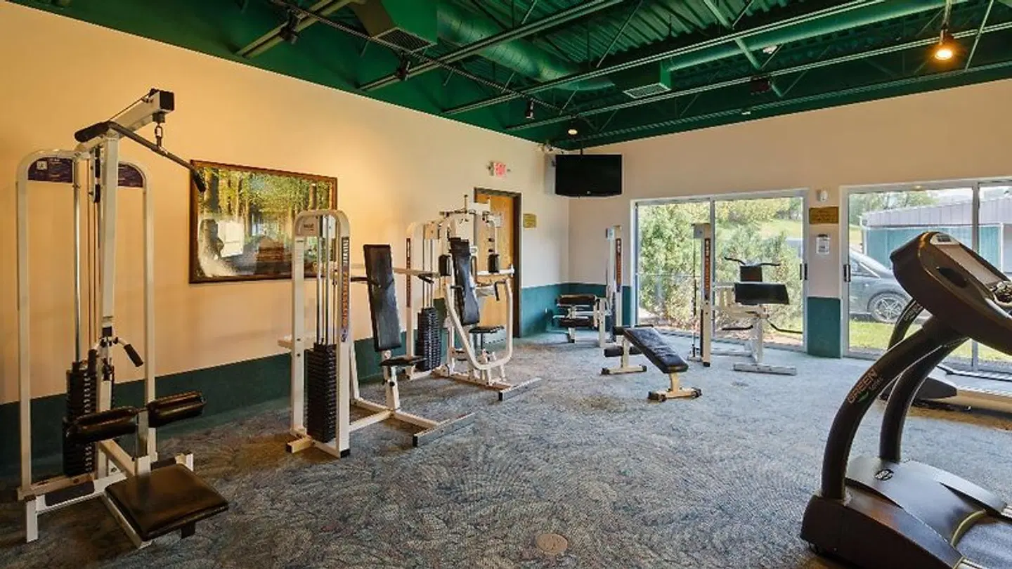 Best Western Plus Waterbury - Stowe SPORTS_AND_LEISURE