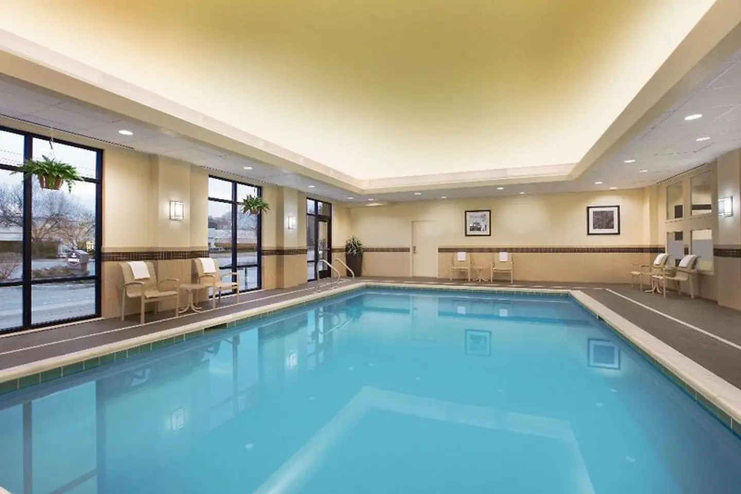 Hampton Inn & Suites Mahwah Hallenbad