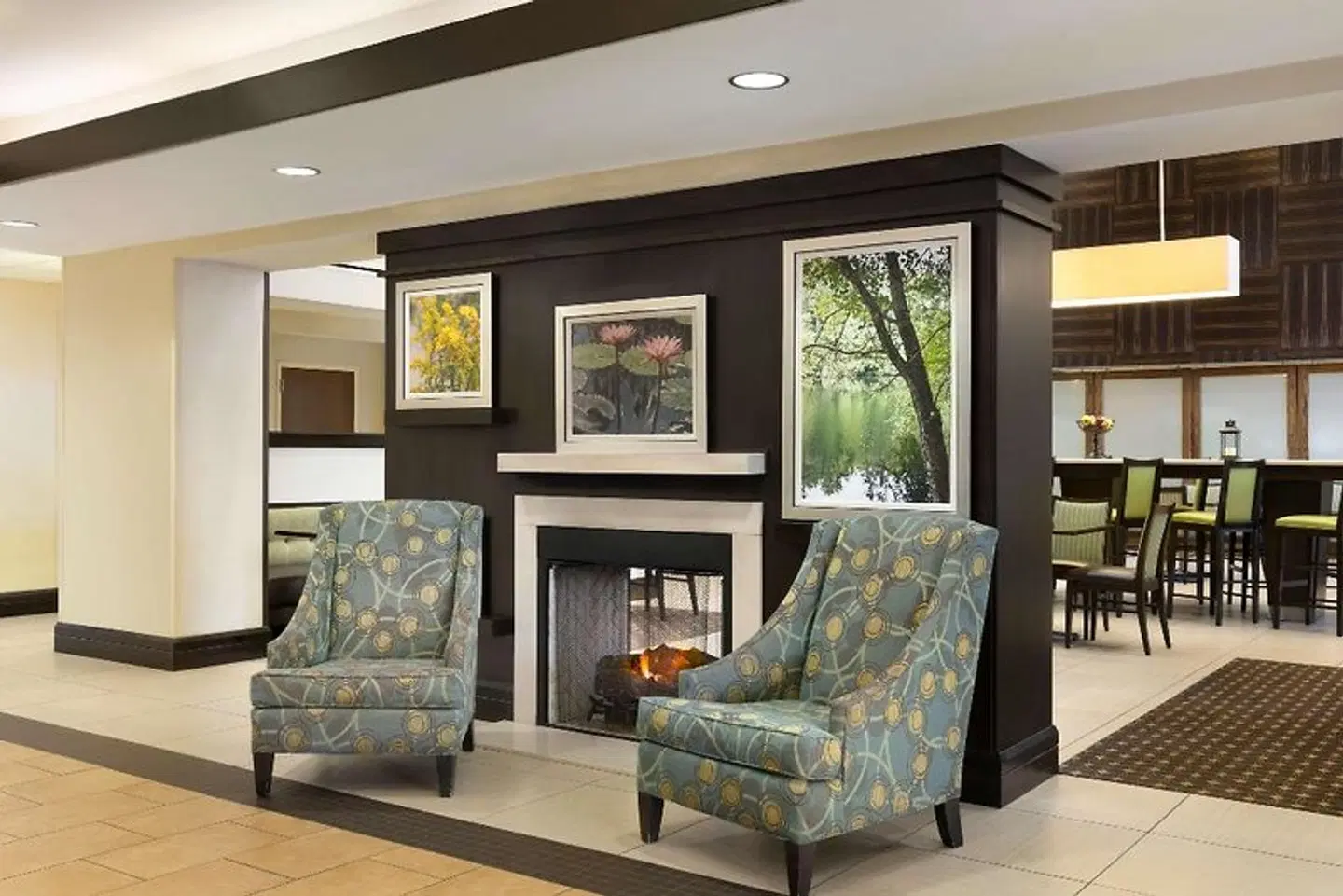 Hampton Inn & Suites Mahwah LOUNGE_LOBBY