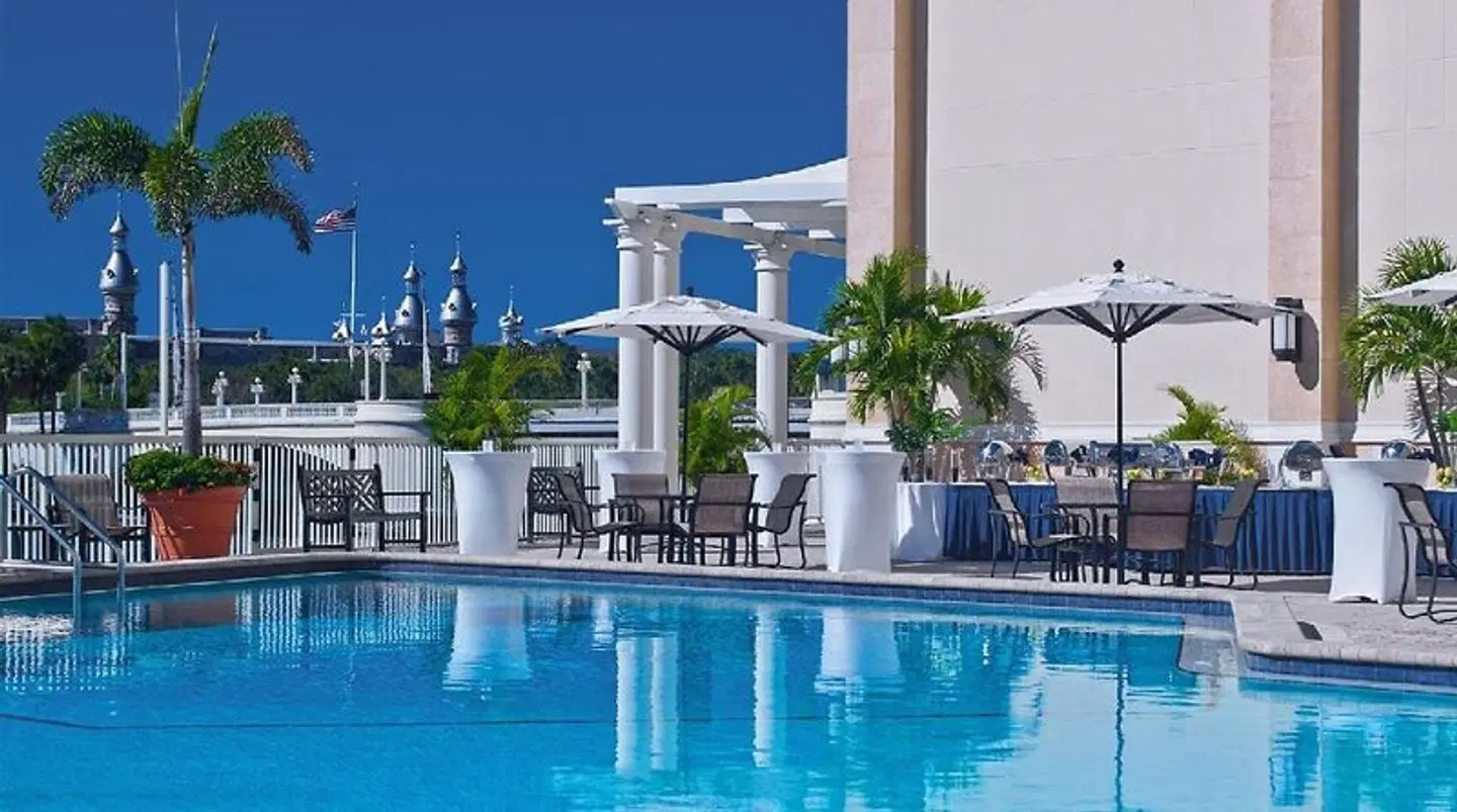 Sheraton Tampa Riverwalk Hotel OUTDOOR_POOL