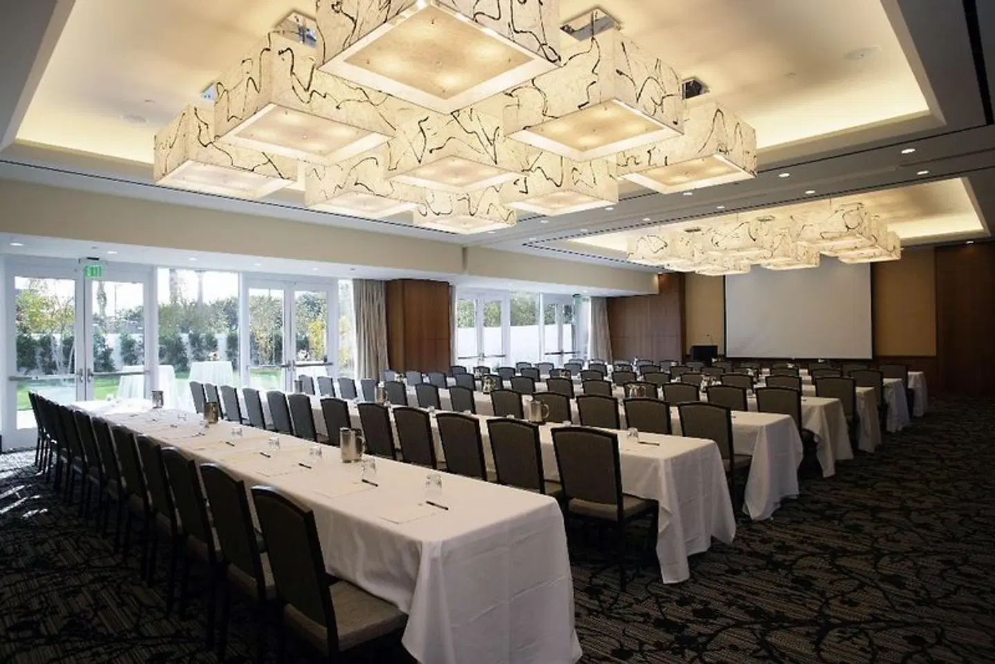 Miyako Hybrid Hotel Konferenz