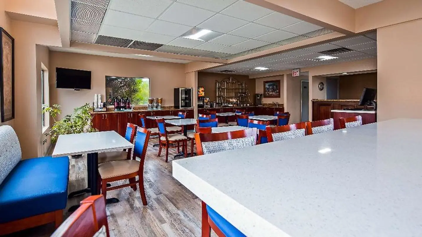 Best Western Royal Inn SPORTS_AND_LEISURE