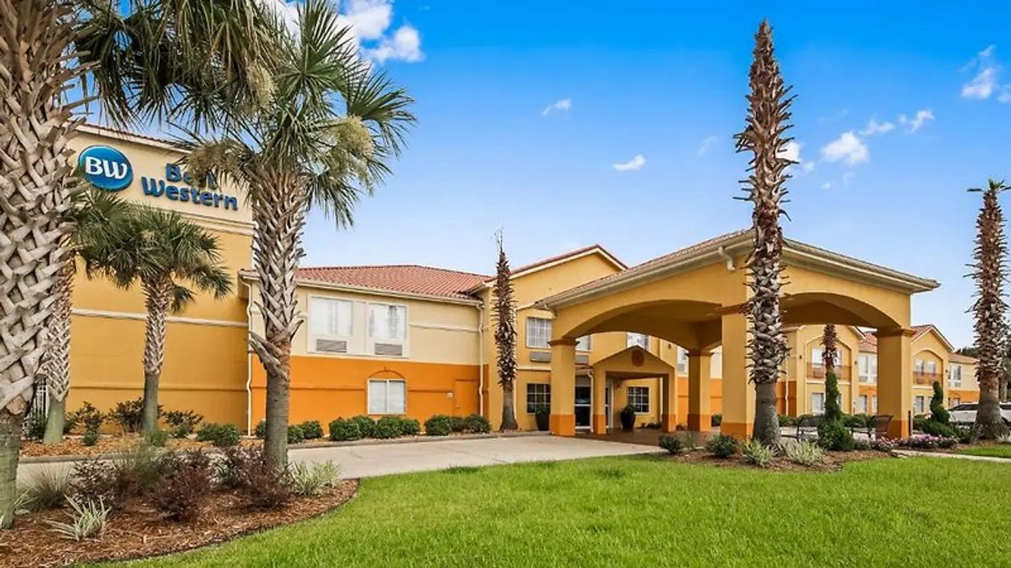 Best Western Lafayette Inn EXTERIOR