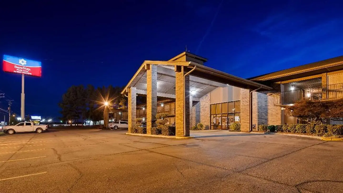 Best Western Plus Gold Poppy Inn EXTERIOR