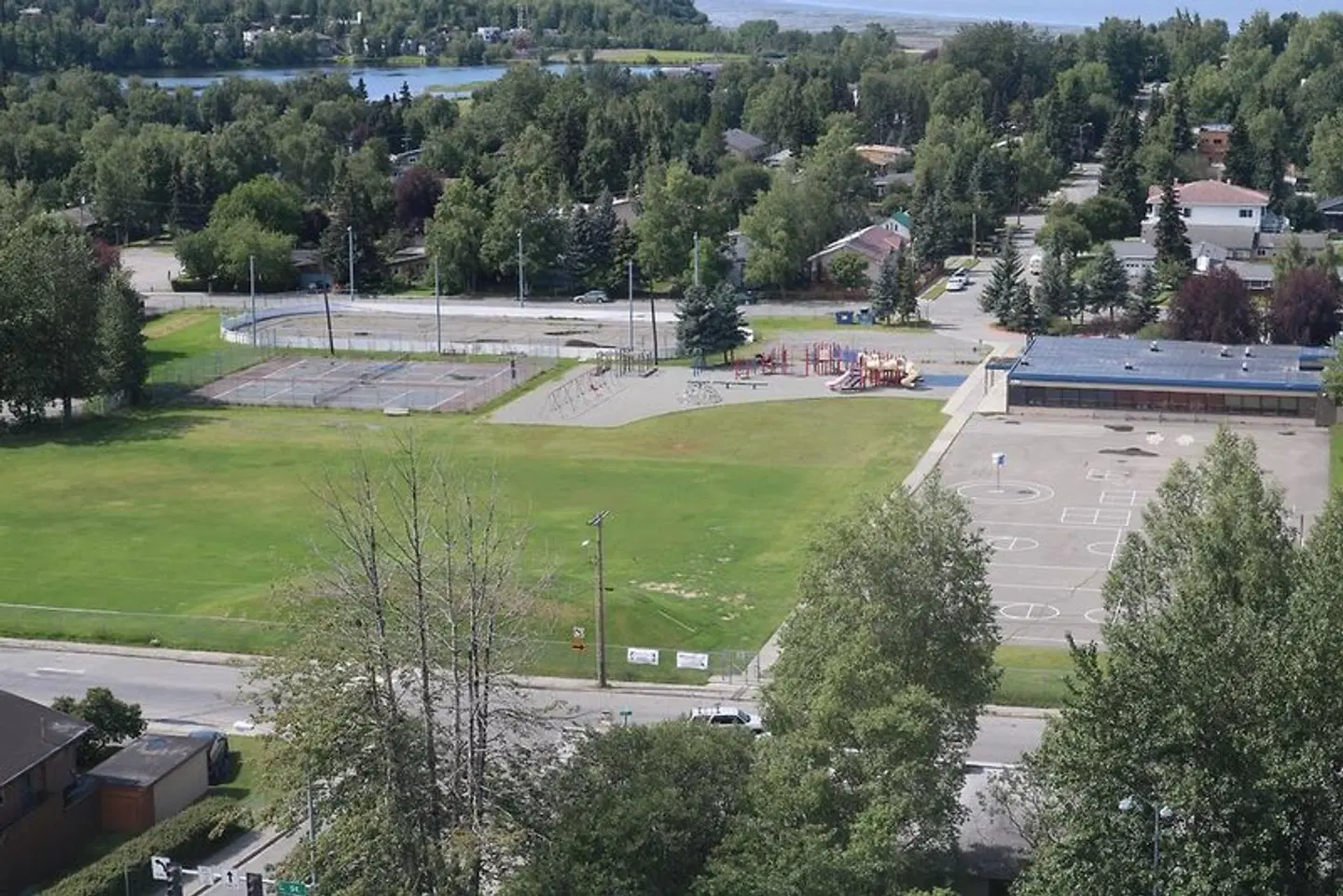 Inlet Tower Hotel & Suites SPORTS_AND_LEISURE