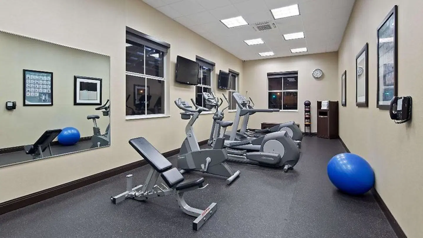 Best Western Premier Miami International Airport Hotel & Suites SPORTS_AND_LEISURE