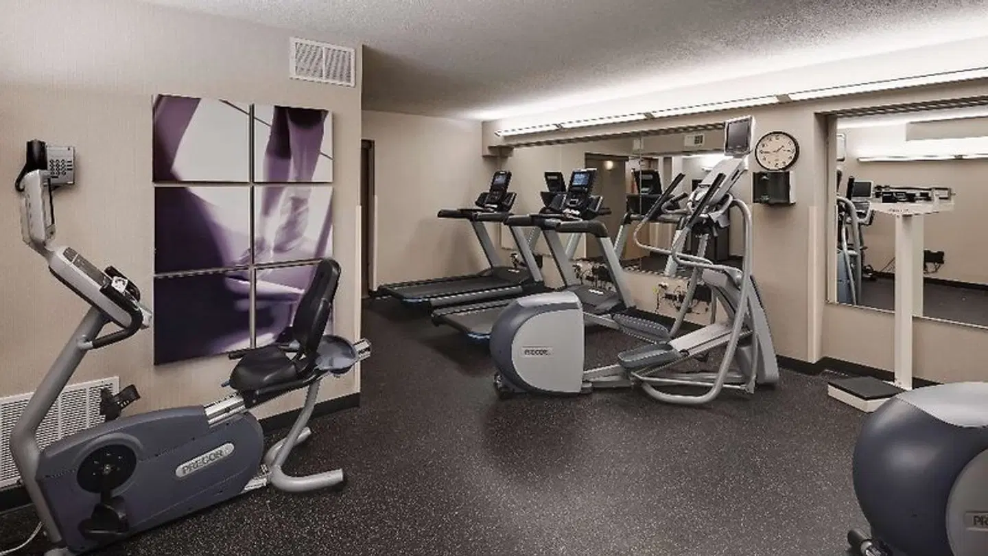 Best Western Plus Bloomington at Mall of America SPORTS_AND_LEISURE