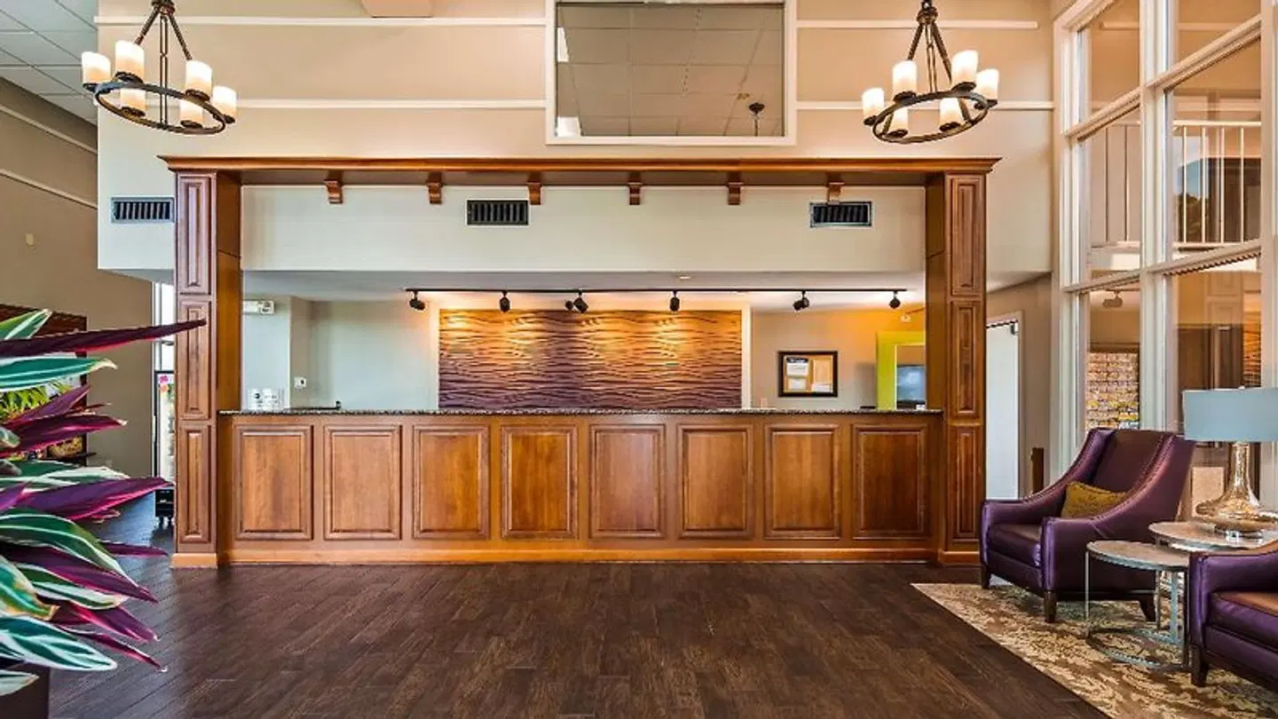 Best Western Plaza Inn LOUNGE_LOBBY