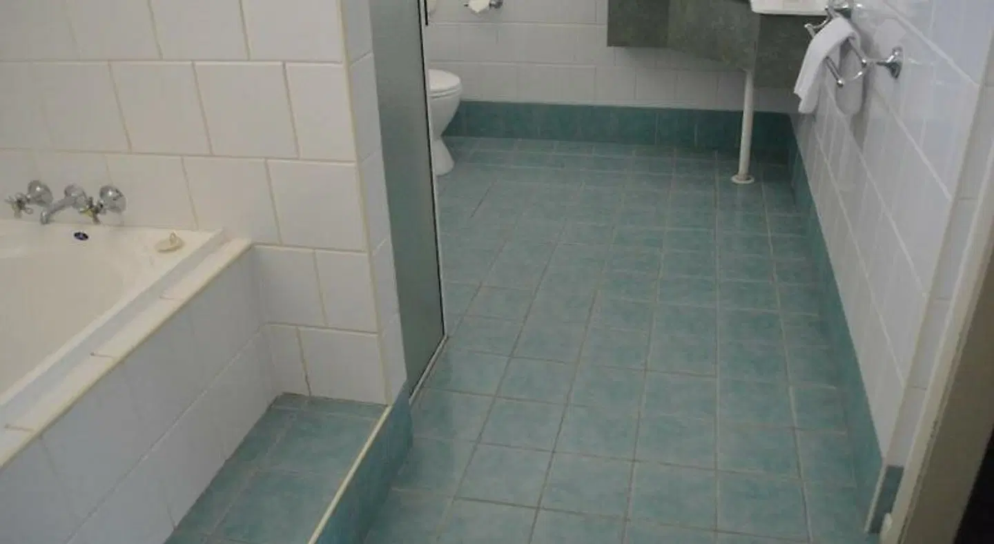 James Street Motor Inn Badezimmer
