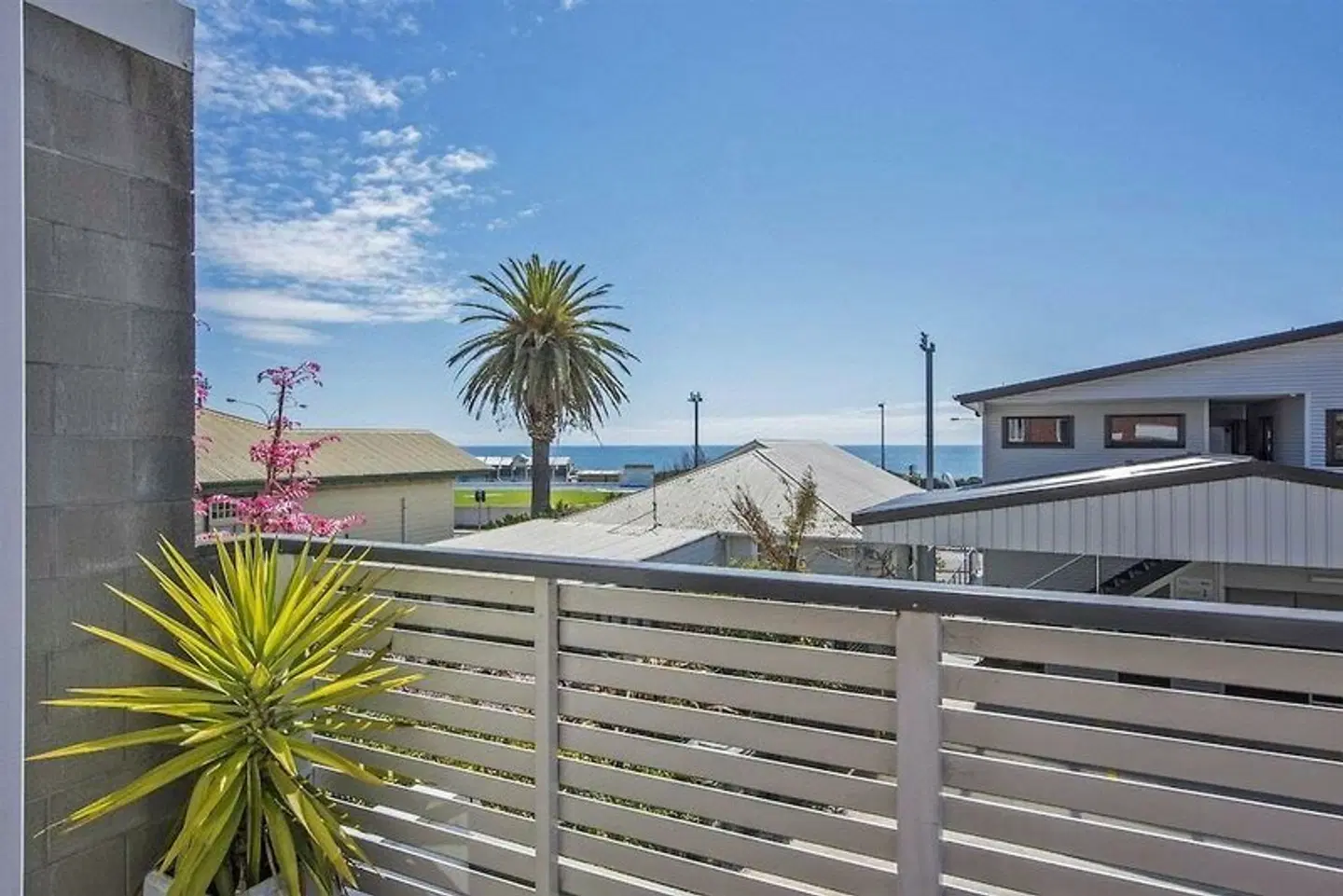 Burnie City Apartments LANDSCAPE