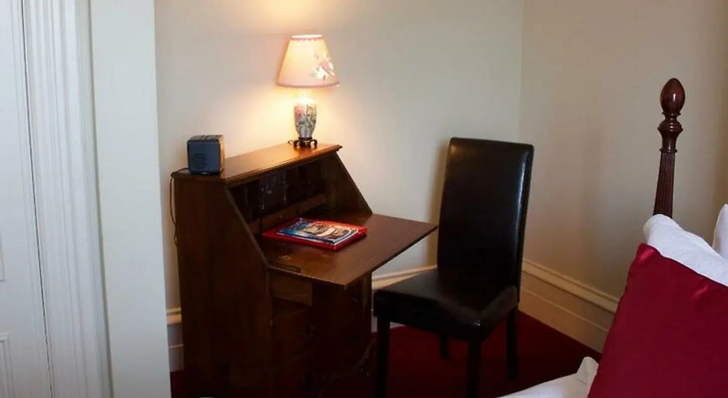 Tattingstone Inn ROOM_EXAMPLE