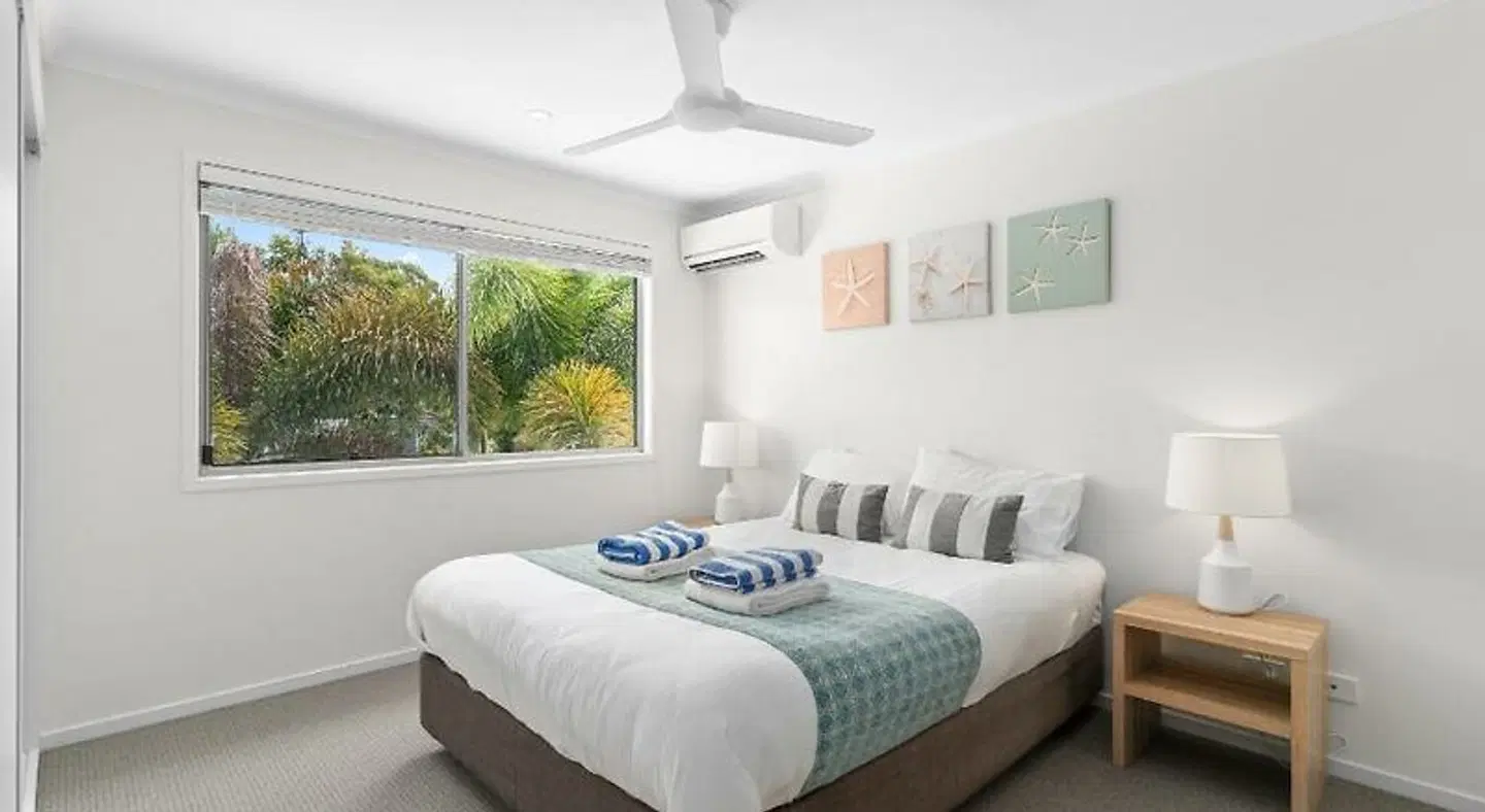 Direct Hotels - Breeze on Brightwater ROOM_EXAMPLE