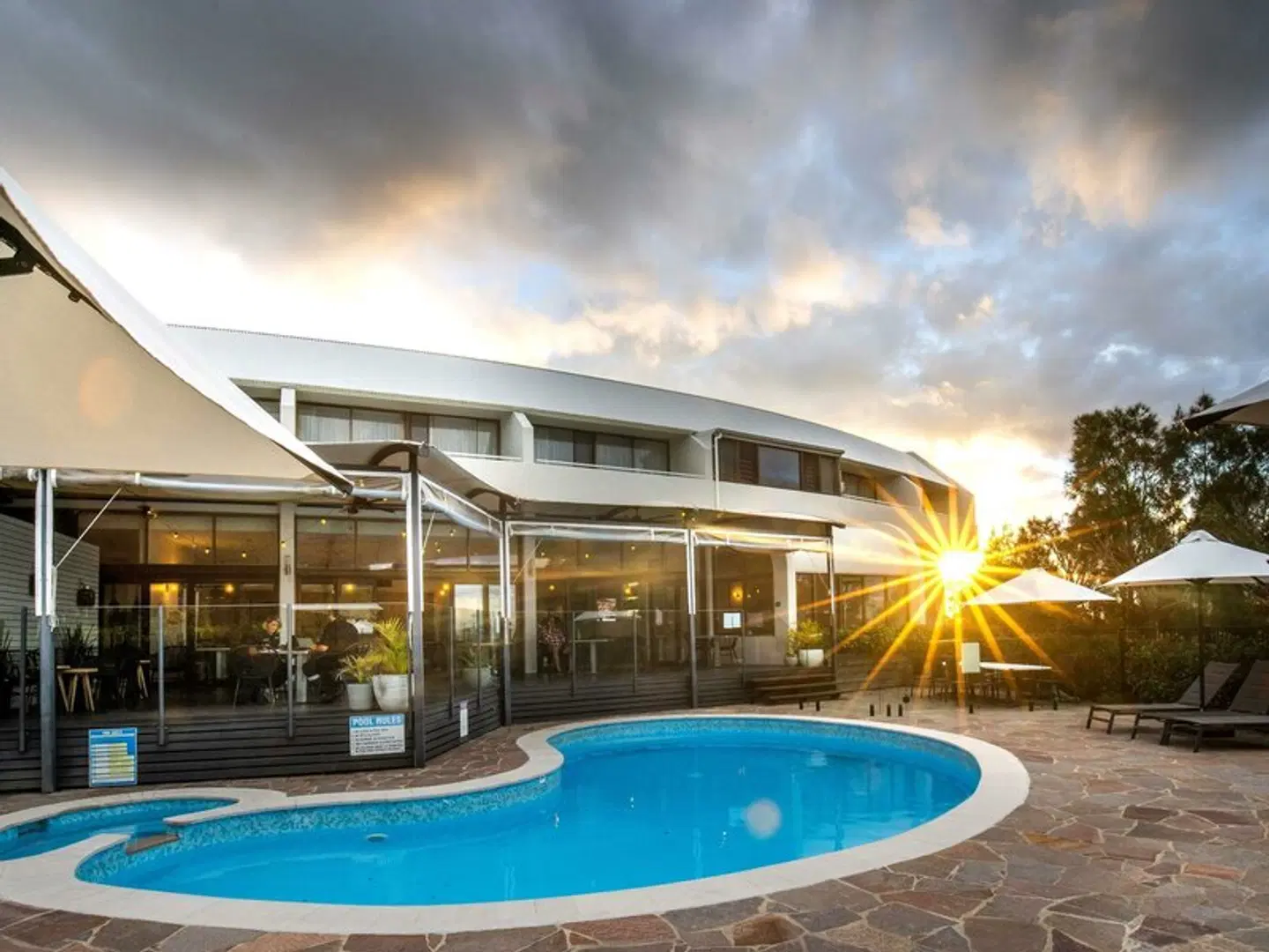 Mercure Charlestown OUTDOOR_POOL