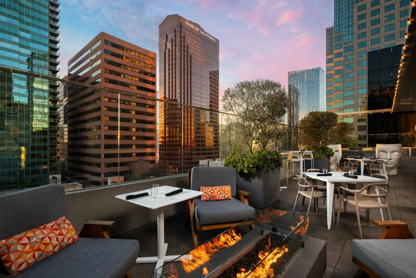 The Wayfarer Downtown LA Terrasse