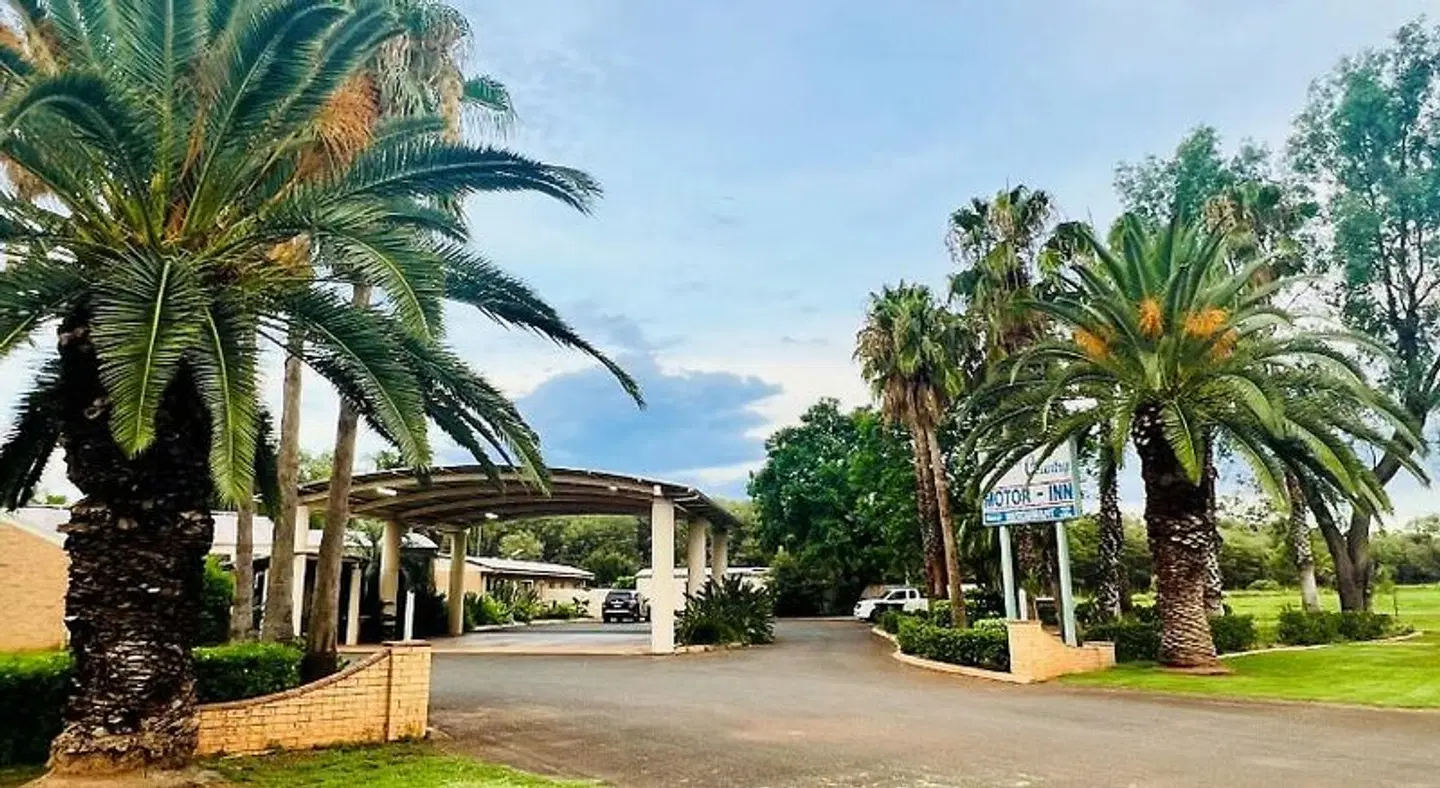 Mulga Country Motor Inn Garten