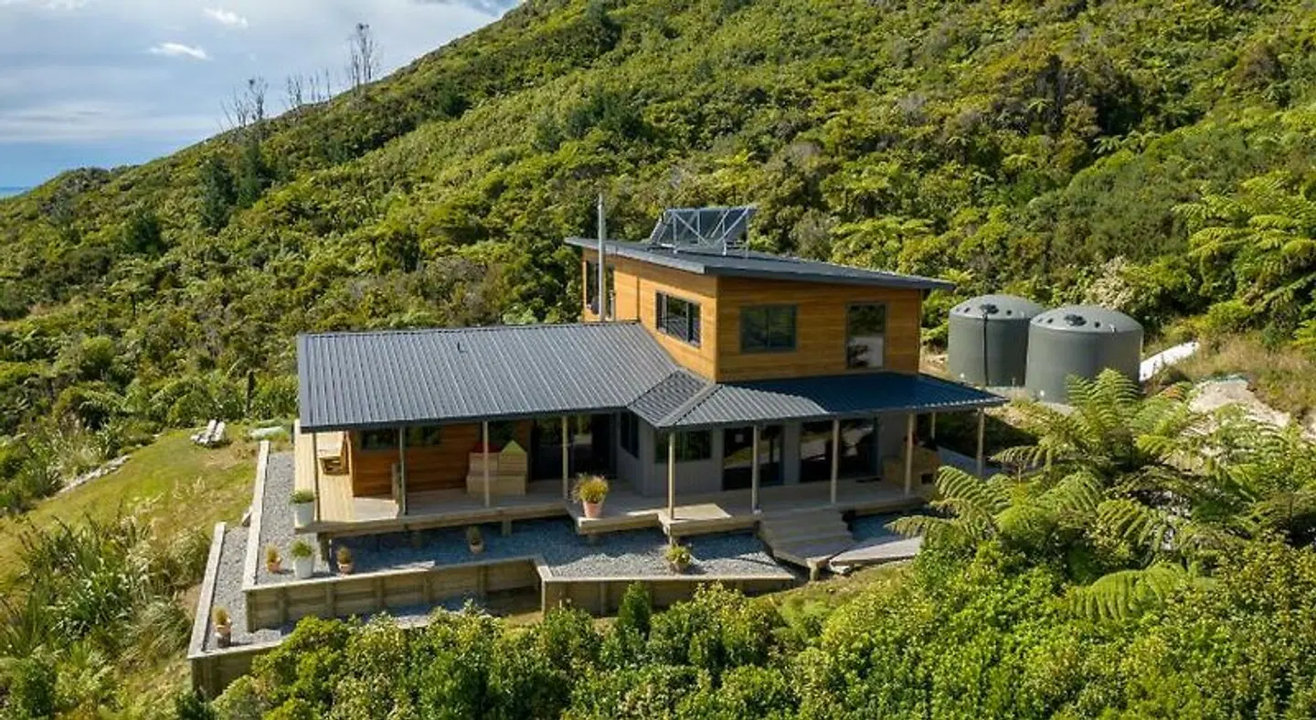 Tasman Sea Retreat EXTERIOR