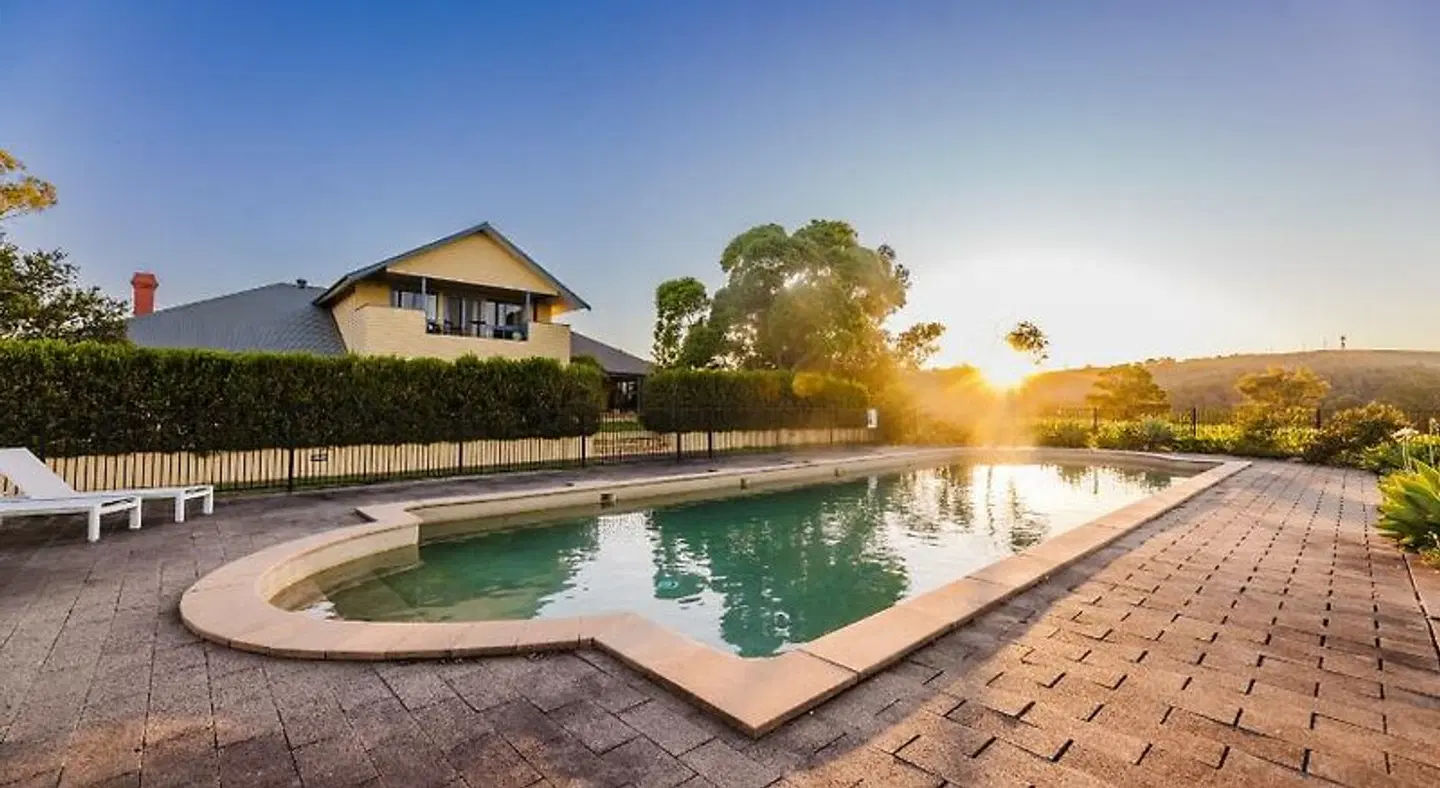 Tranquil Vale Vineyard OUTDOOR_POOL
