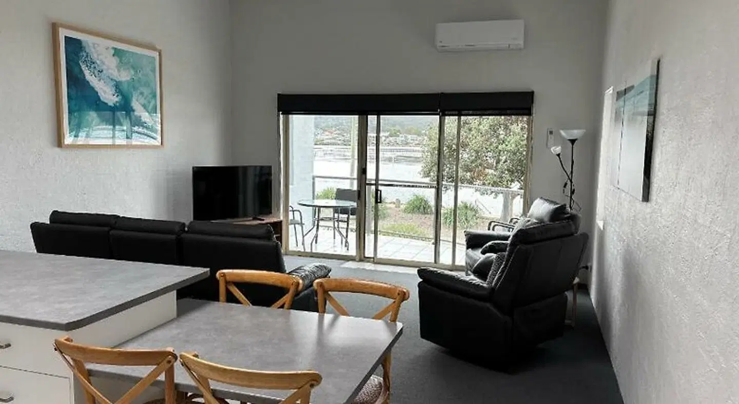 Merimbula Lake Apartments ROOM_EXAMPLE