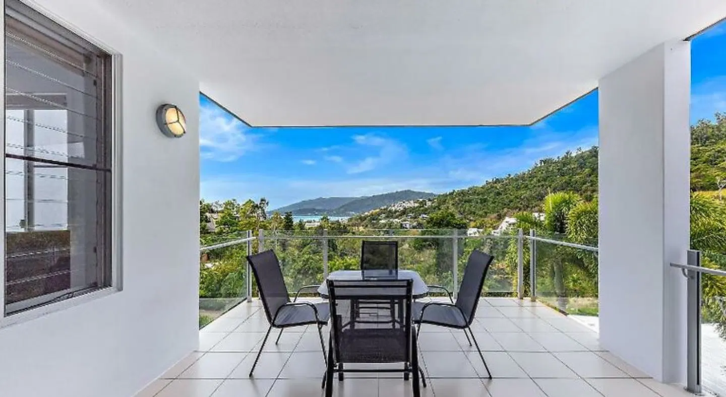 Airlie Summit Apartments Terrasse