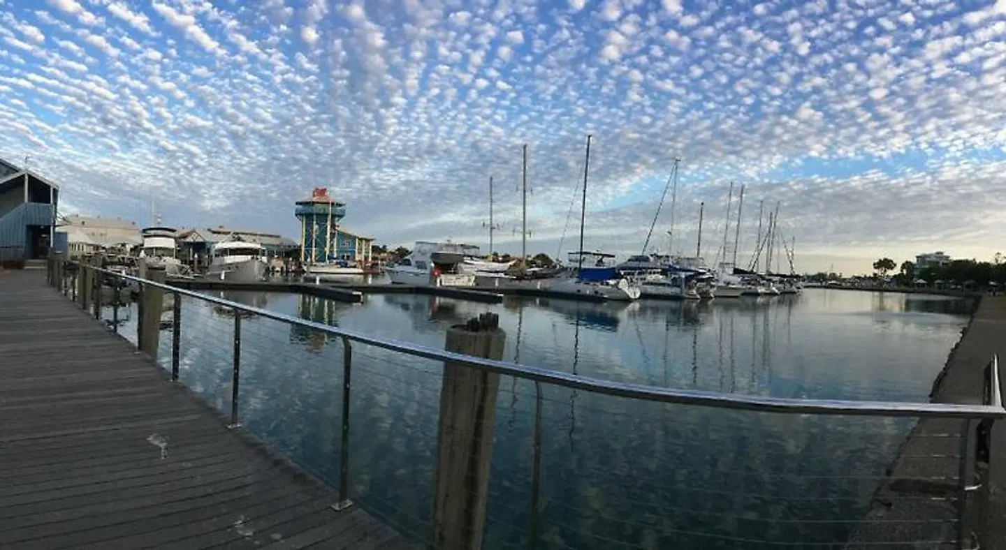 Spinnaker Quays Strand