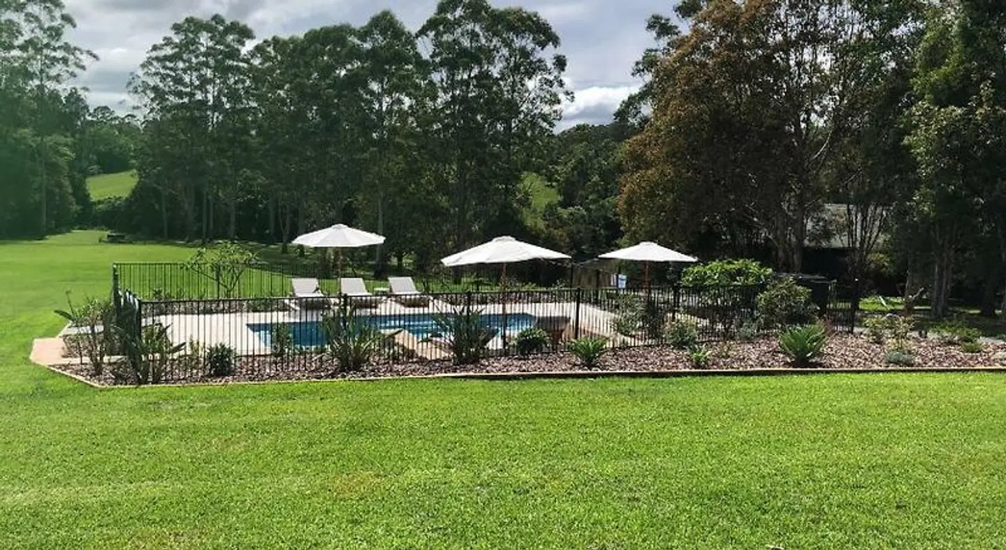 Mansfield on the Manning Garten