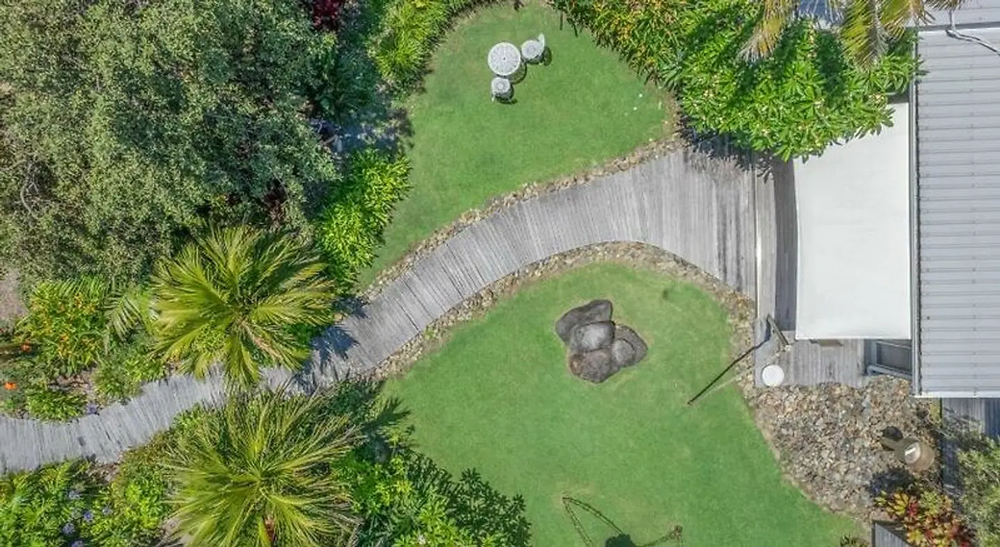 ArtHOUSE Beachfront Accommodation Garten