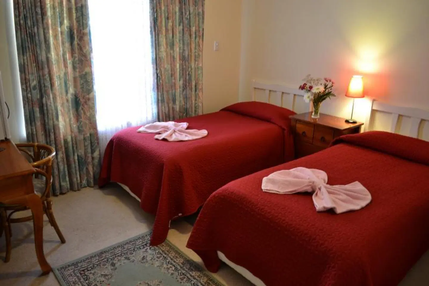 Palms Bed & Breakfast ROOM_EXAMPLE