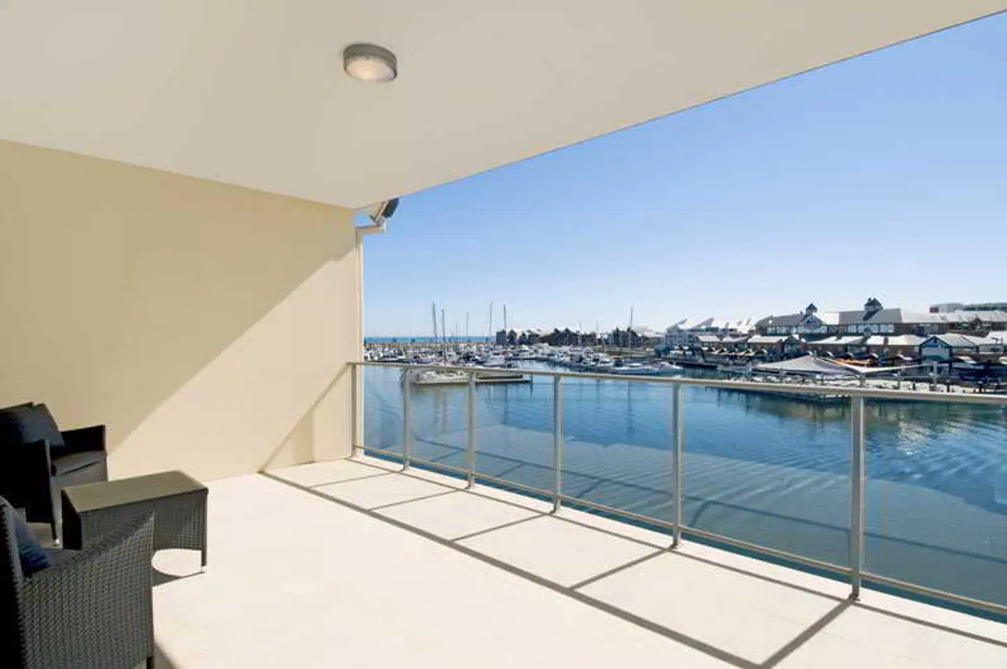 Dolphin Quay Apartments MODEL_IMPRESSION
