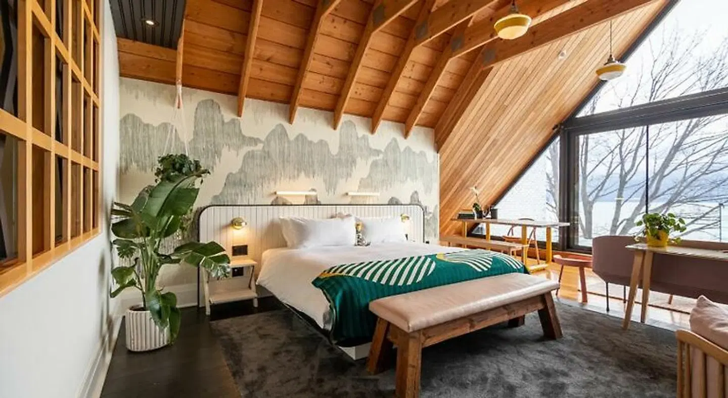 Drake Devonshire ROOM_EXAMPLE