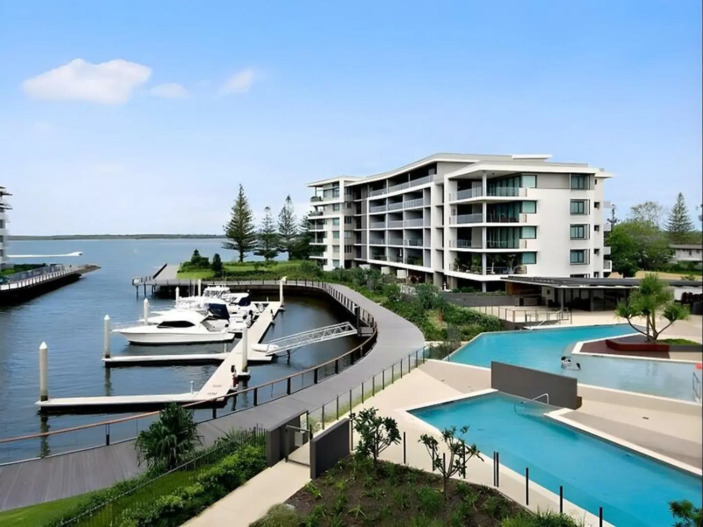 Allisee Apartments EXTERIOR