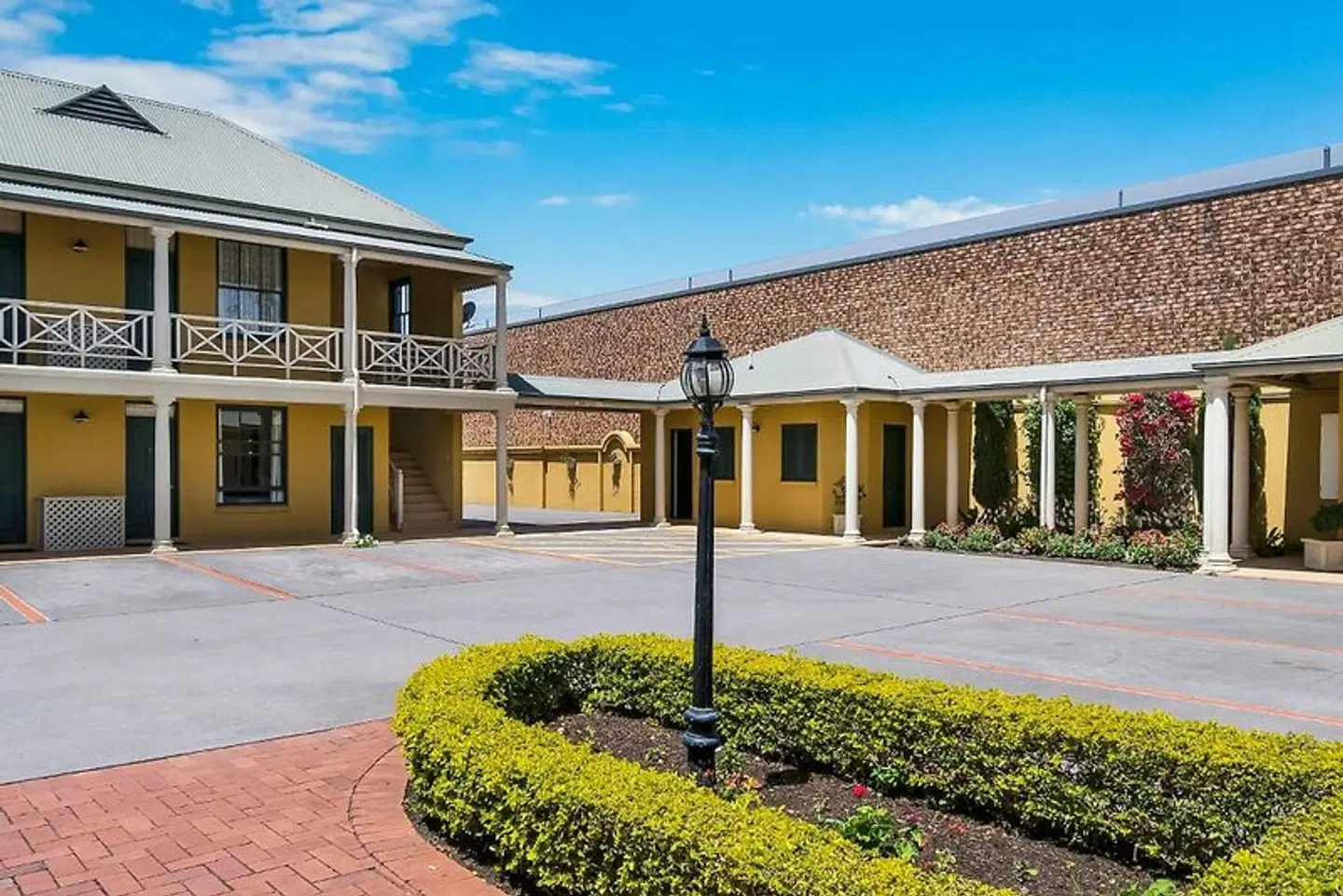 Ballina Heritage Inn EXTERIOR