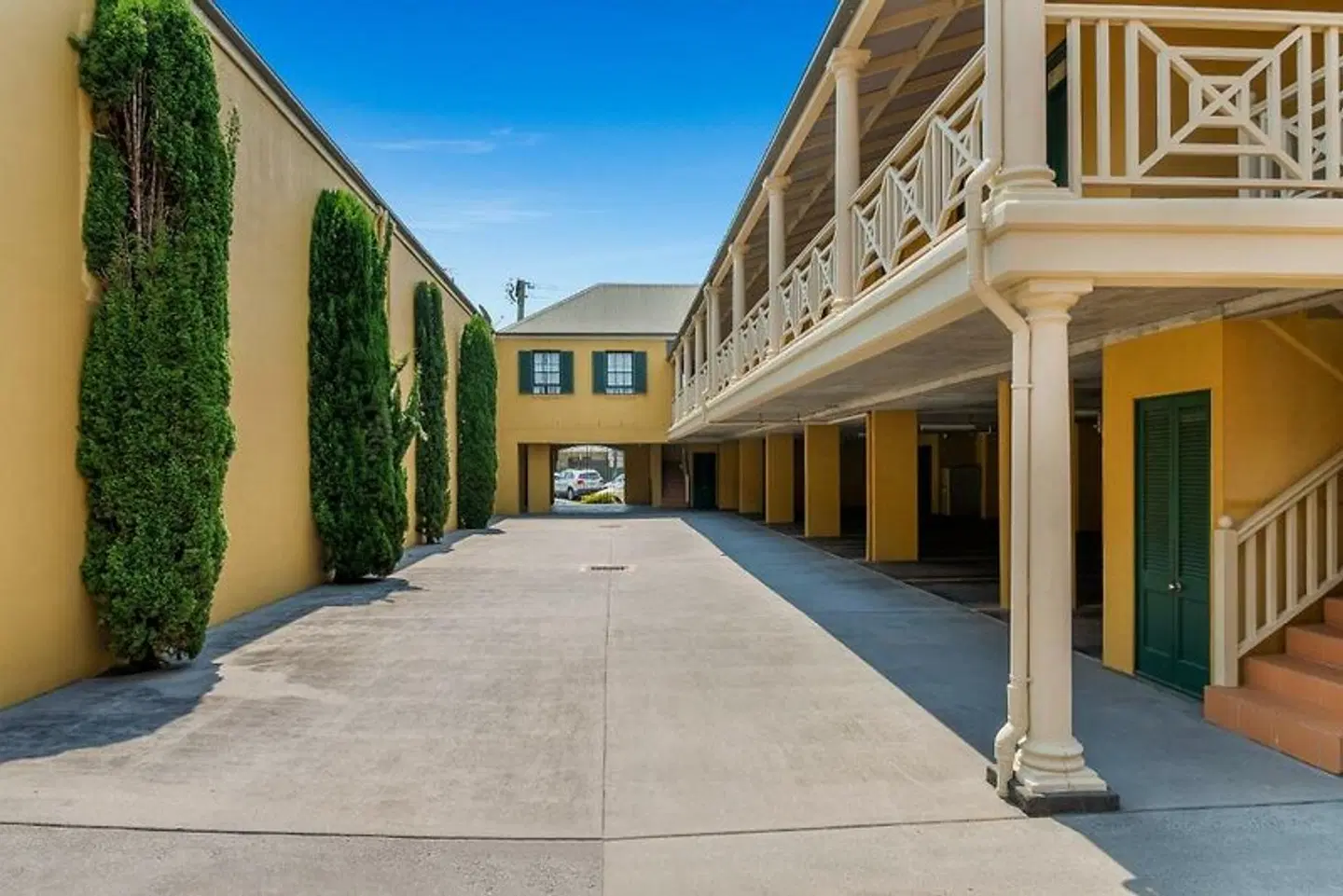 Ballina Heritage Inn EXTERIOR