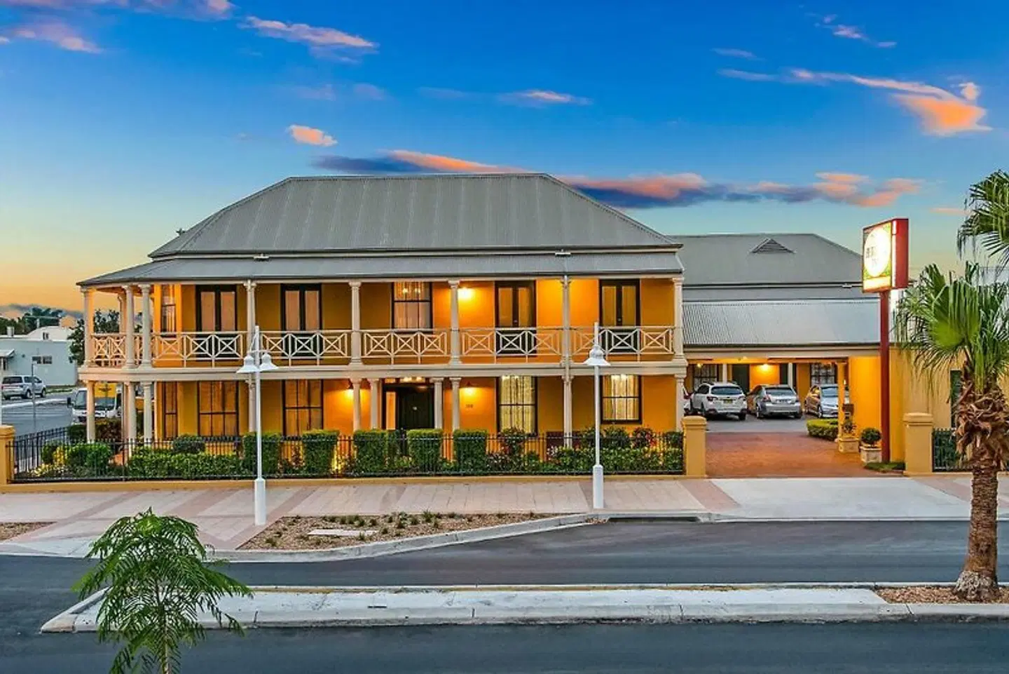Ballina Heritage Inn EXTERIOR